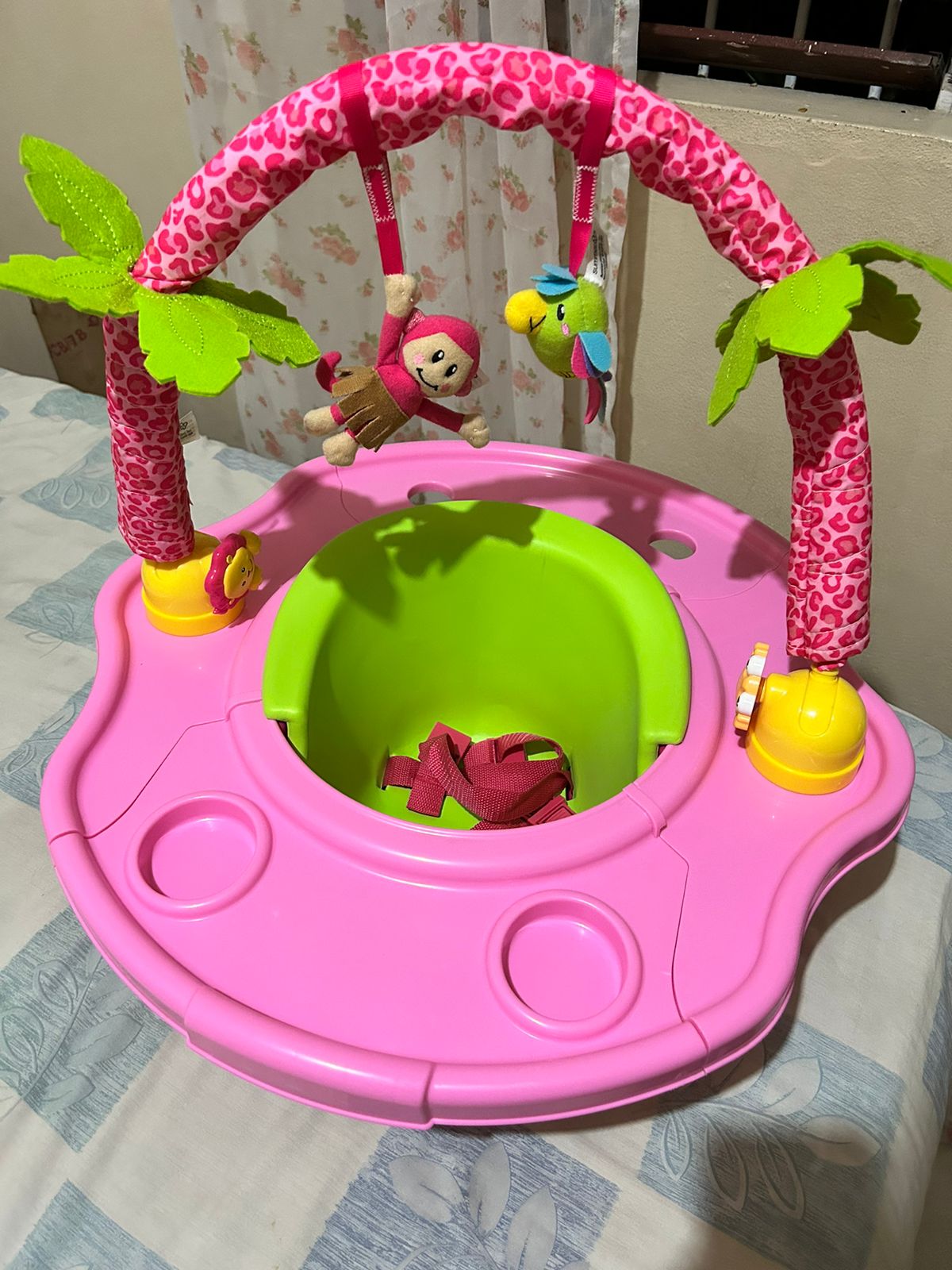 Summer by Bright Starts Deluxe SuperSeat, Island Giggles, Fun Baby Seat for Sitting Up, Playtime, and Meals, Ages 4 Months to 4 Years - Image 3