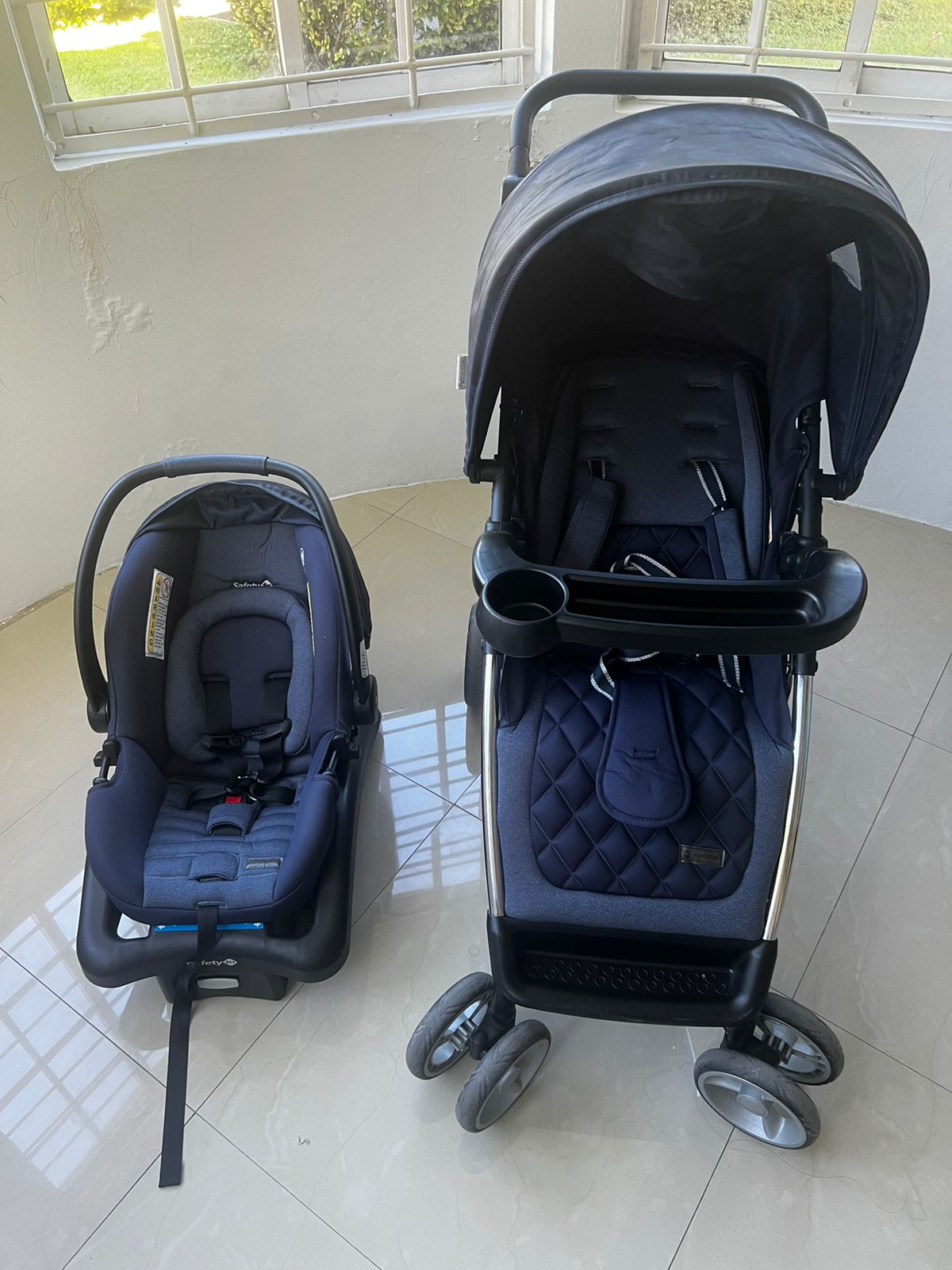 3 wheel jogging stroller Radio Flyer Momentum Jogging Stroller