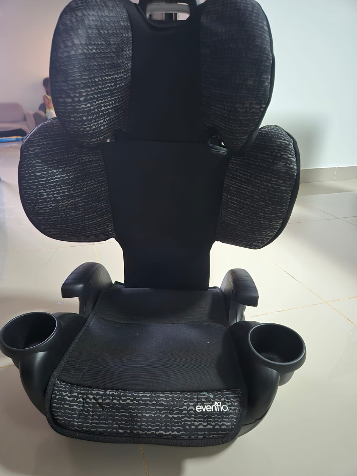 Evenflo GoTime LX Booster Car Seat (Chardon Black) - Image 3
