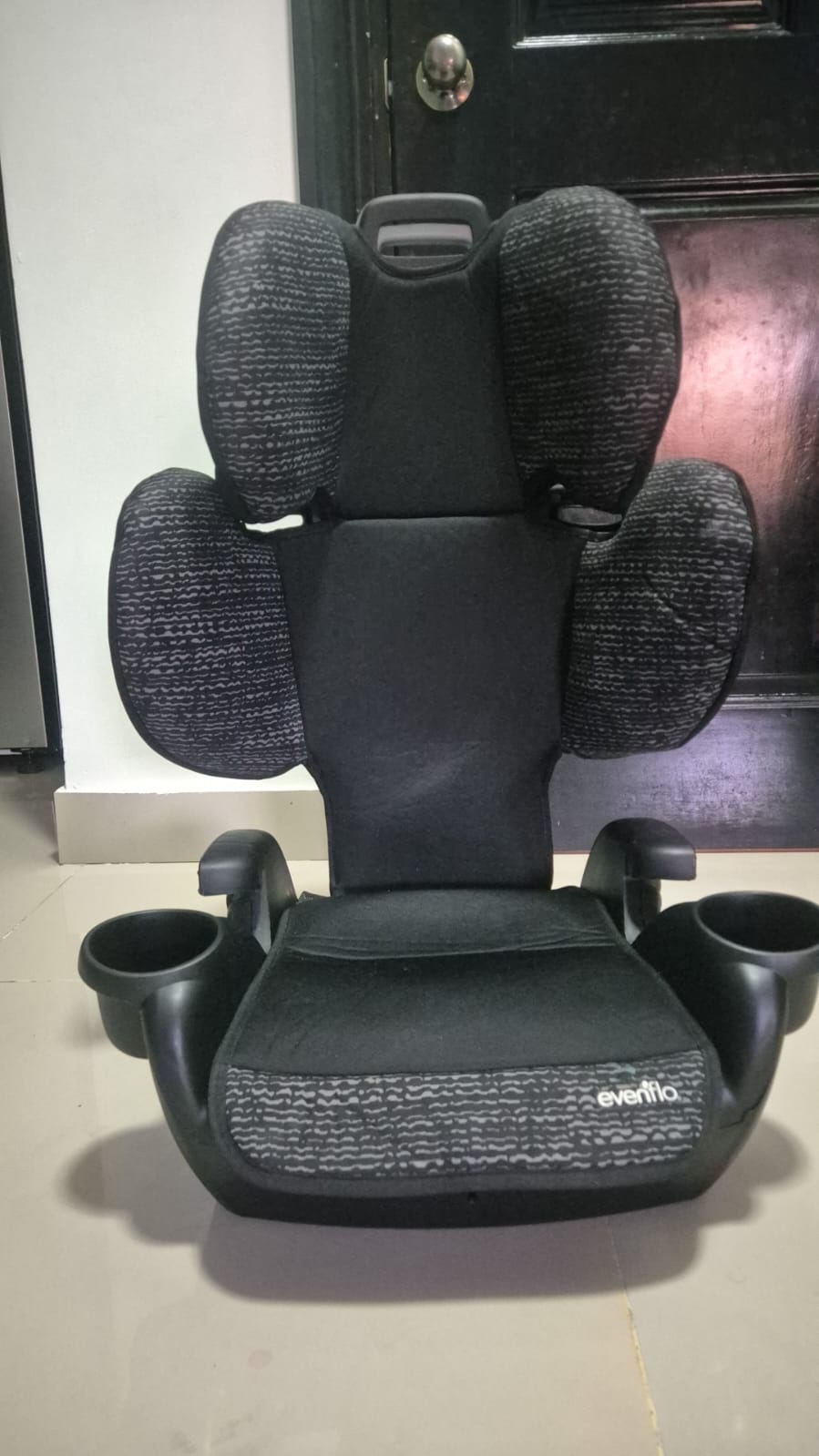 Evenflo GoTime LX Booster Car Seat (Chardon Black) - Image 2