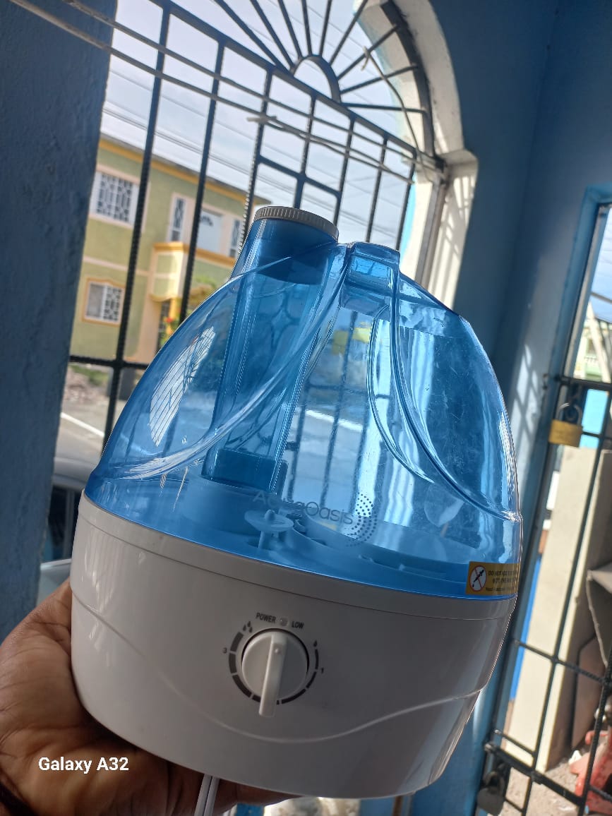 AquaOasis™ Cool Mist Humidifier (2.2L Water Tank) Quiet Ultrasonic Humidifiers for Bedroom & Large room - Adjustable -360° Rotation Nozzle, Auto-Shut Off, Humidifiers for Babies Nursery & Whole House - Image 2