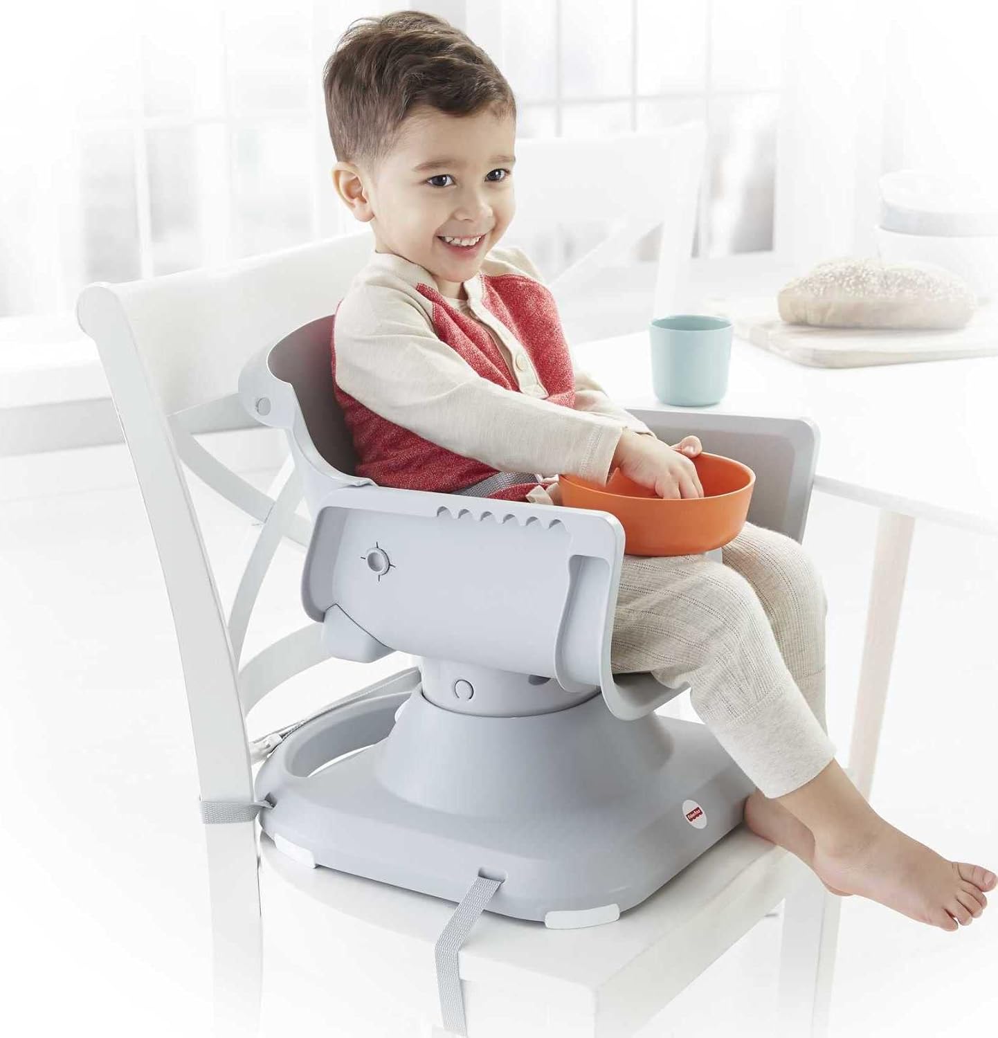 Fisher-Price Baby to Toddler High Chair SpaceSaver Portable Dining Seat & Booster with Washable Deep Tray & Liner - Image 2