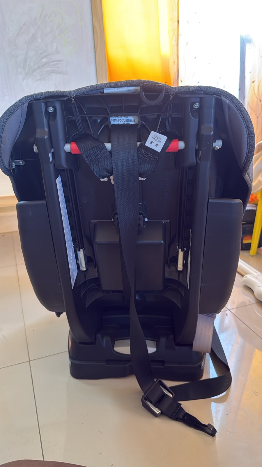 Graco Extend2Fit 3-in-1 Convertible Car Seat - Image 6