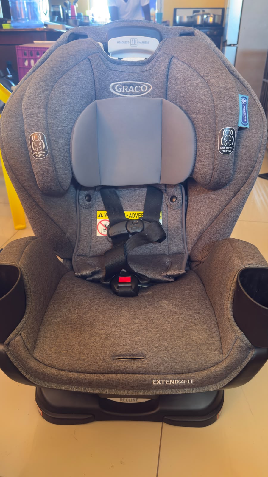 Graco Extend2Fit 3-in-1 Convertible Car Seat - Image 3