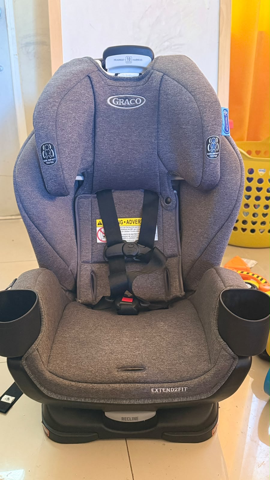 Graco Extend2Fit 3-in-1 Convertible Car Seat - Image 4